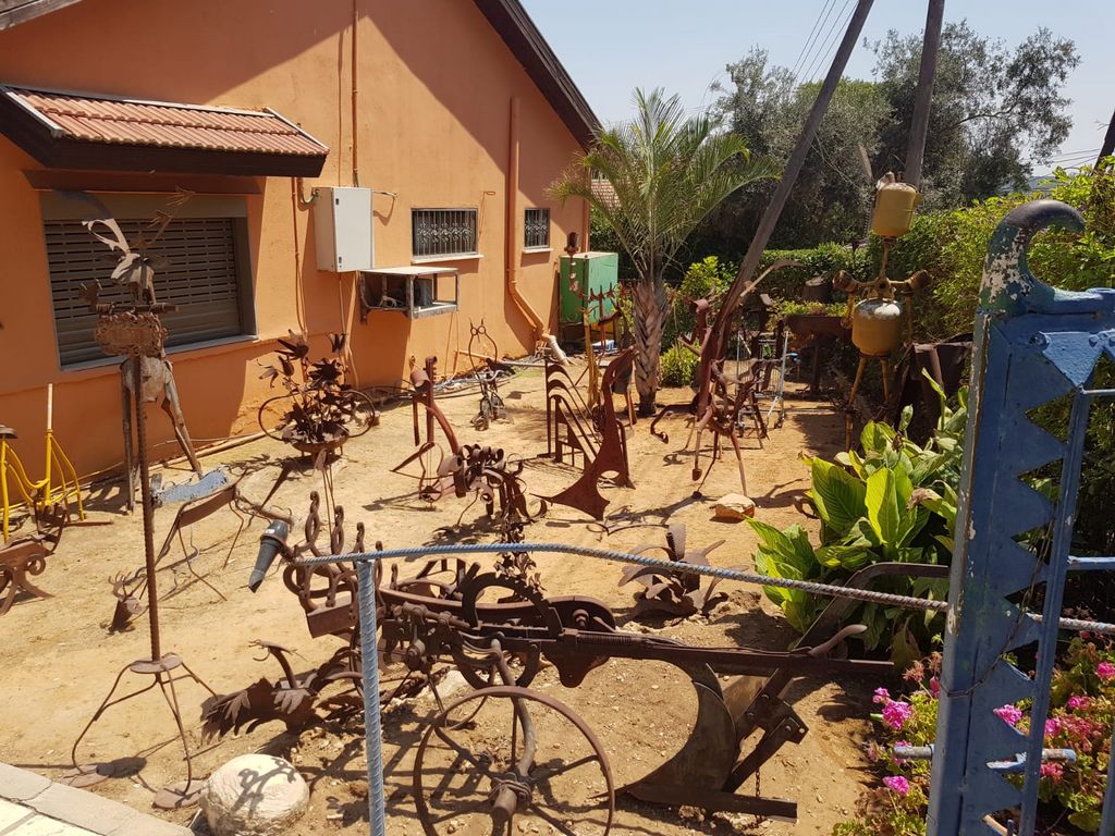 PHOTO-2018-08-28-11-37-55