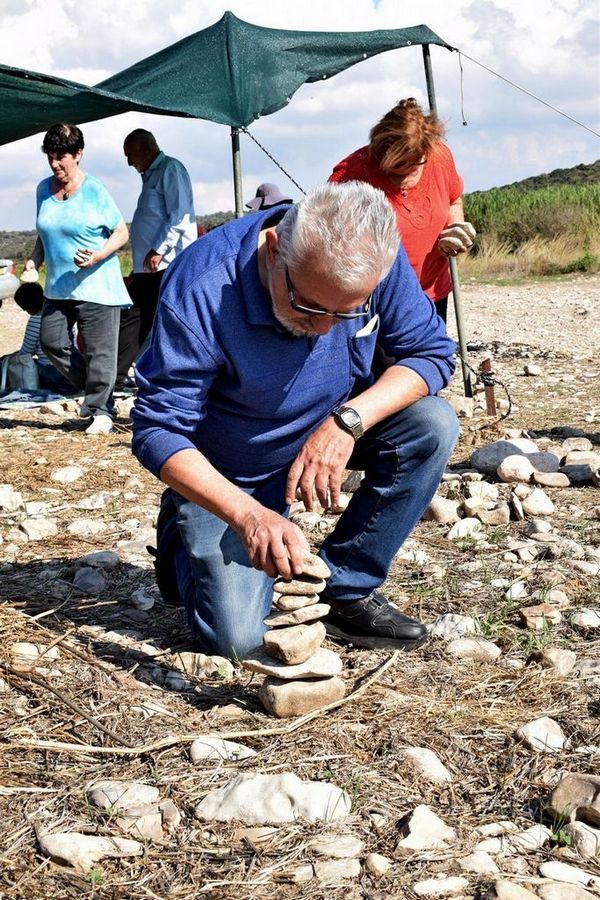 מחלקת תרבות ופנאי של עיריית בת ים בסדנת איזון אבנים